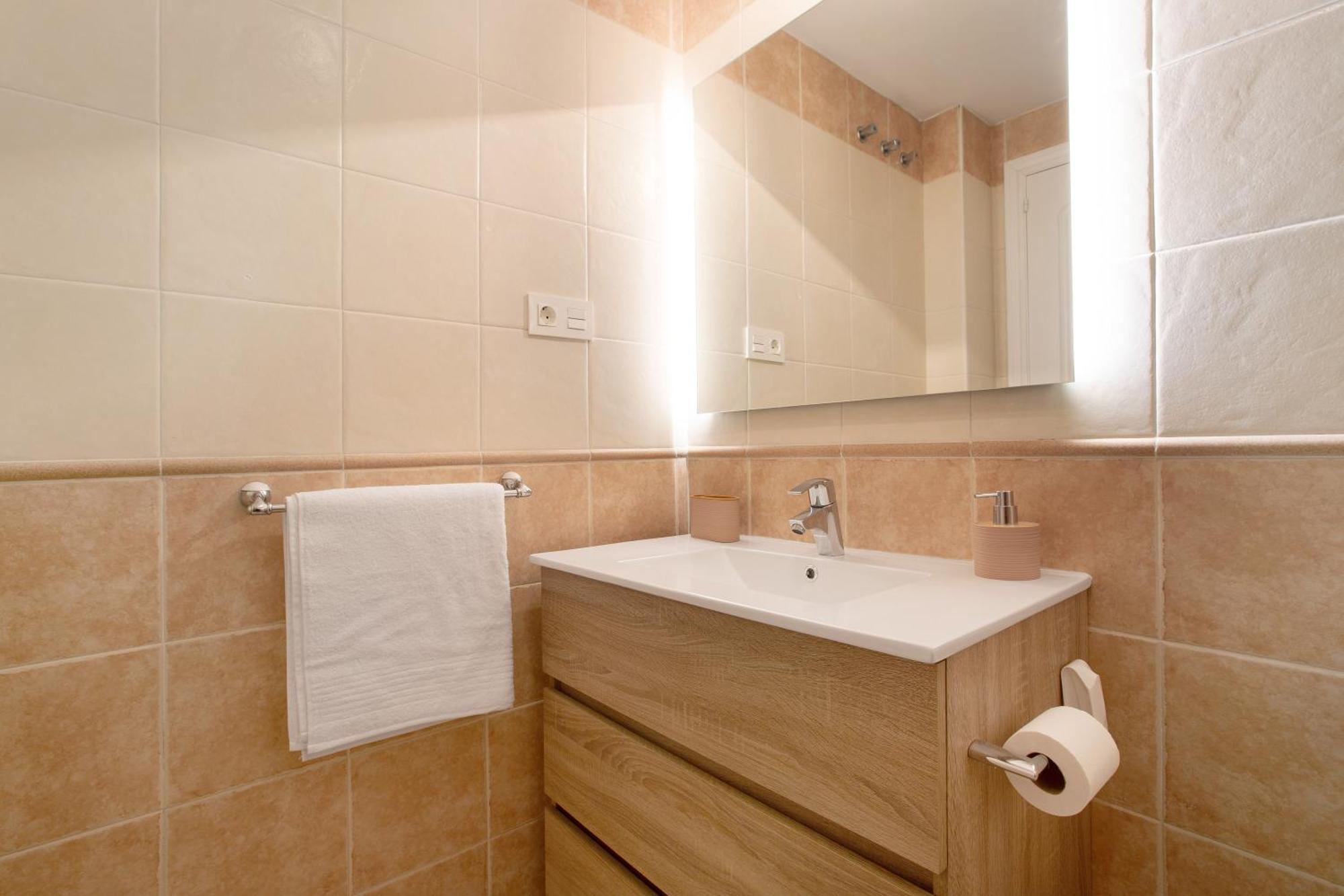 Apartamento Carlos Haya Malaga Ngoại thất bức ảnh